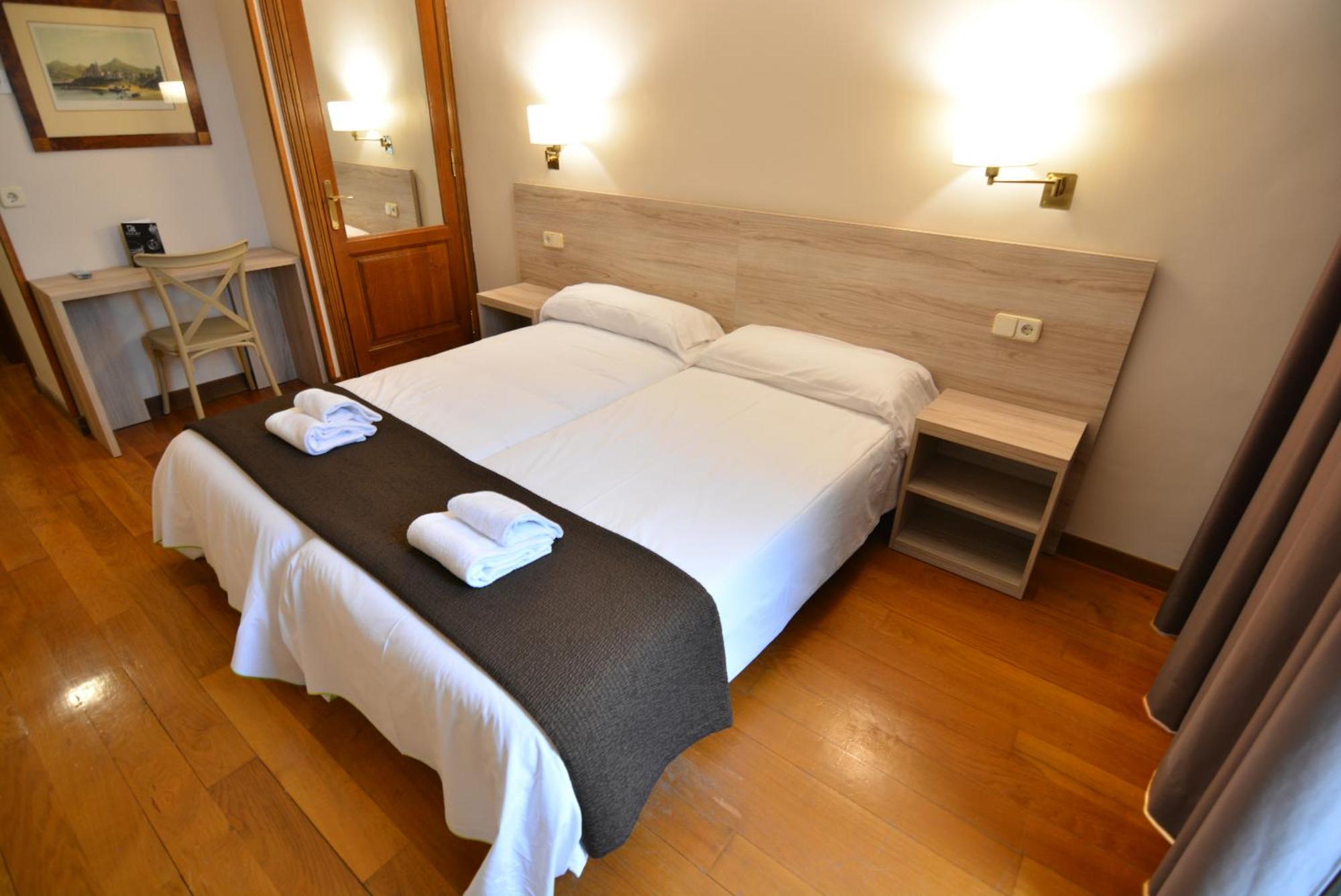 Hotel Rooms Ducay オリテ エクステリア 写真