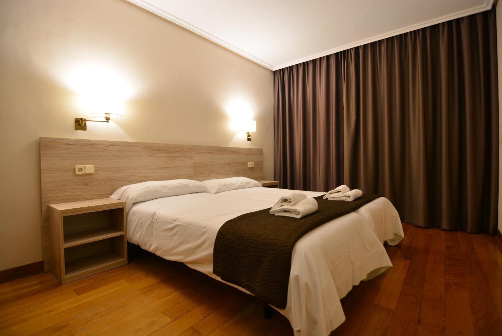 Hotel Rooms Ducay オリテ エクステリア 写真
